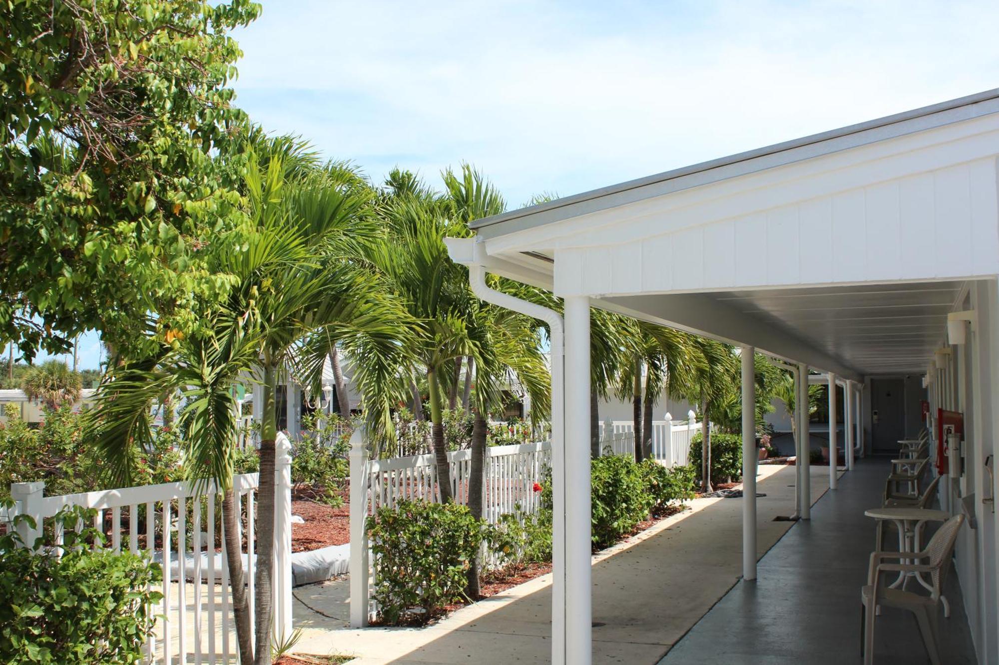 Economy Inn West Palm Beach Buitenkant foto