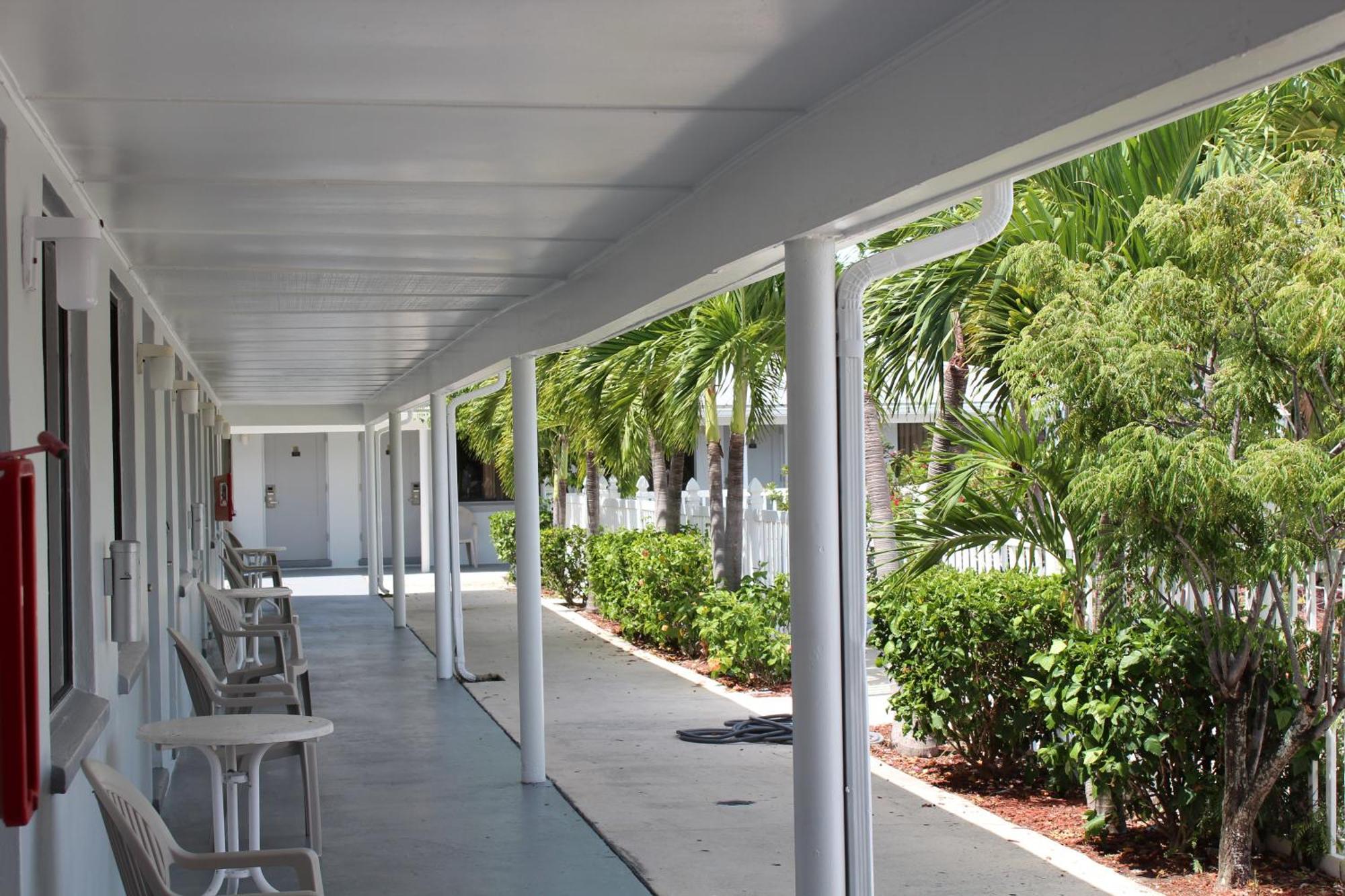 Economy Inn West Palm Beach Buitenkant foto